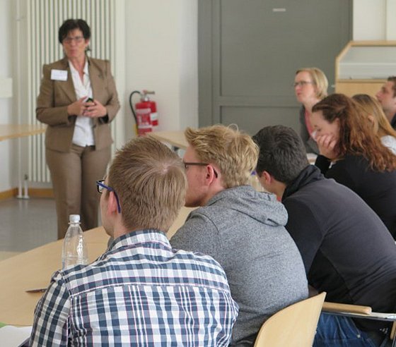 Dr. Barbara Weißbach (IuK, Dortmund)